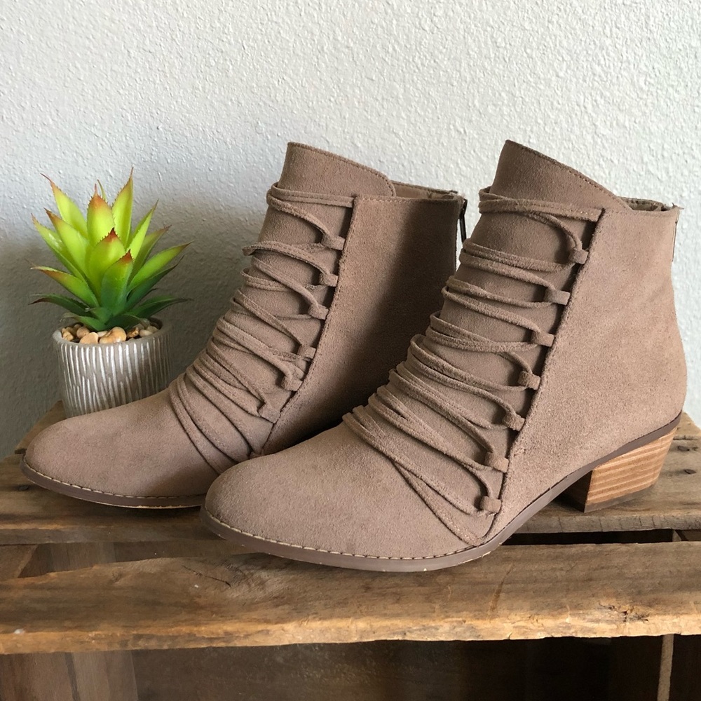 Tan suede ankle boot